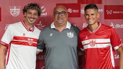 Erick Varão e Yan Souto são apresentados no CT Ninho do Galo