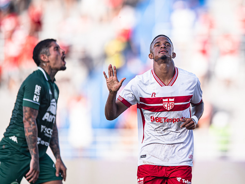 CRB derrota Chapecoense na estreia da Série B