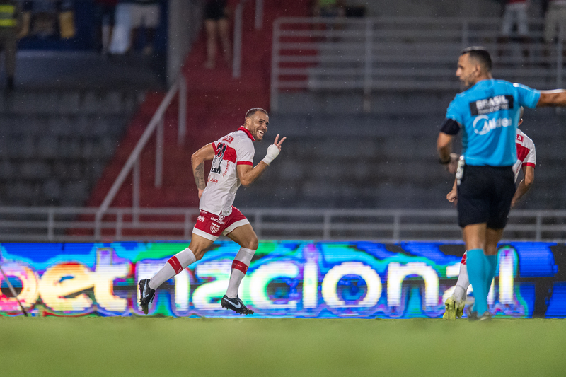 CRB vence o Operário por 3x0 e conquista terceira vitória consecutiva