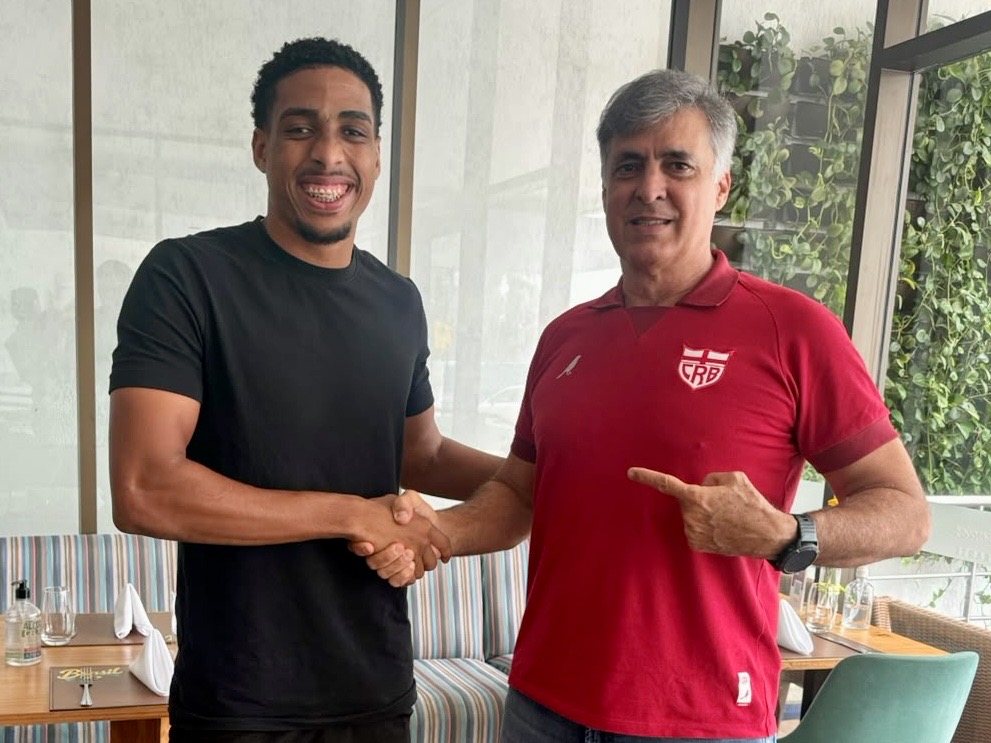 Wallace é transferido para o Grêmio e se torna a maior venda da história da base regatiana
