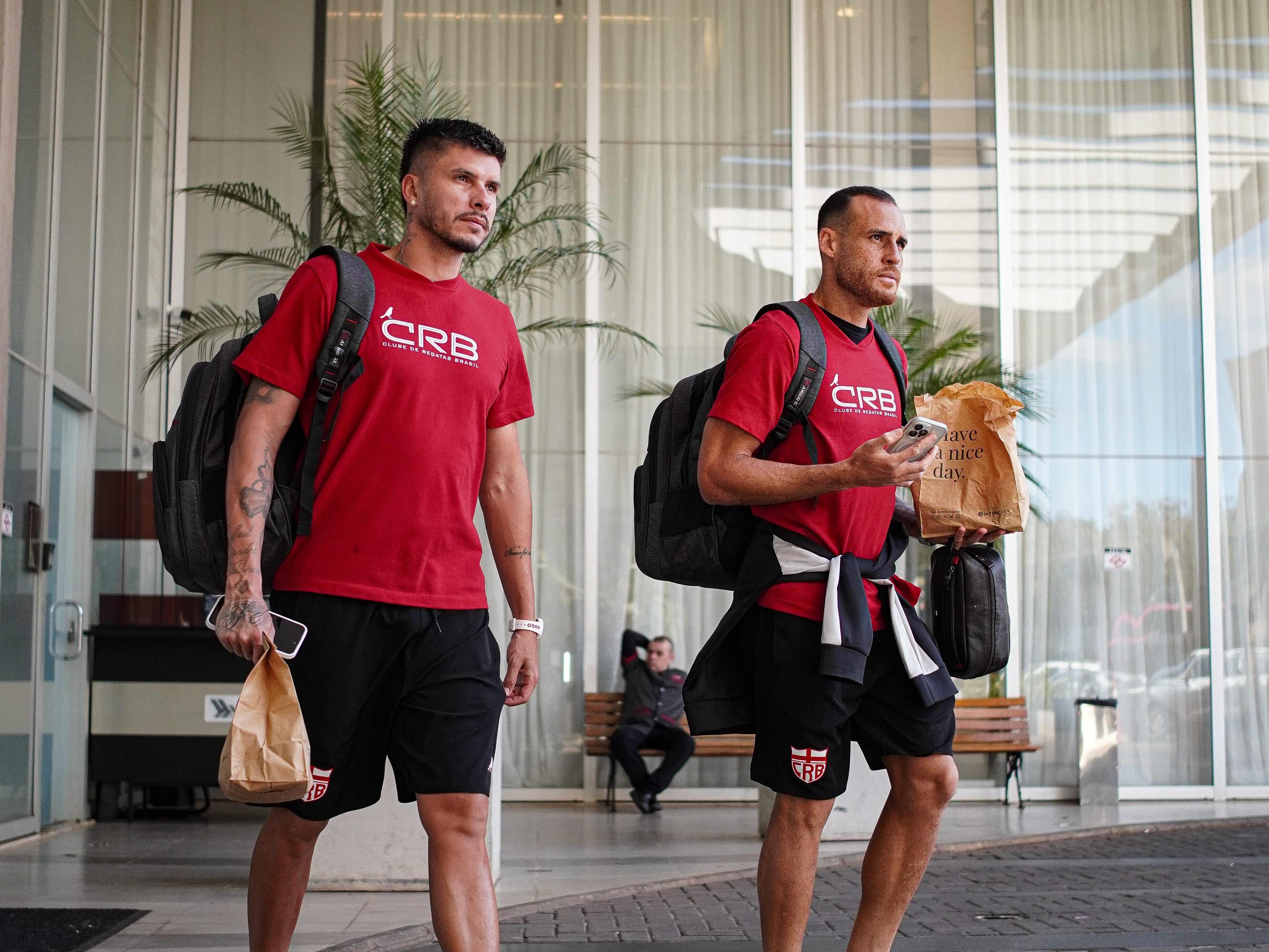 Após vencer o Botafogo-SP, CRB segue viagem para Londrina 
