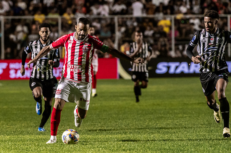 CRB vence primeiro jogo da final do Campeonato Alagoano