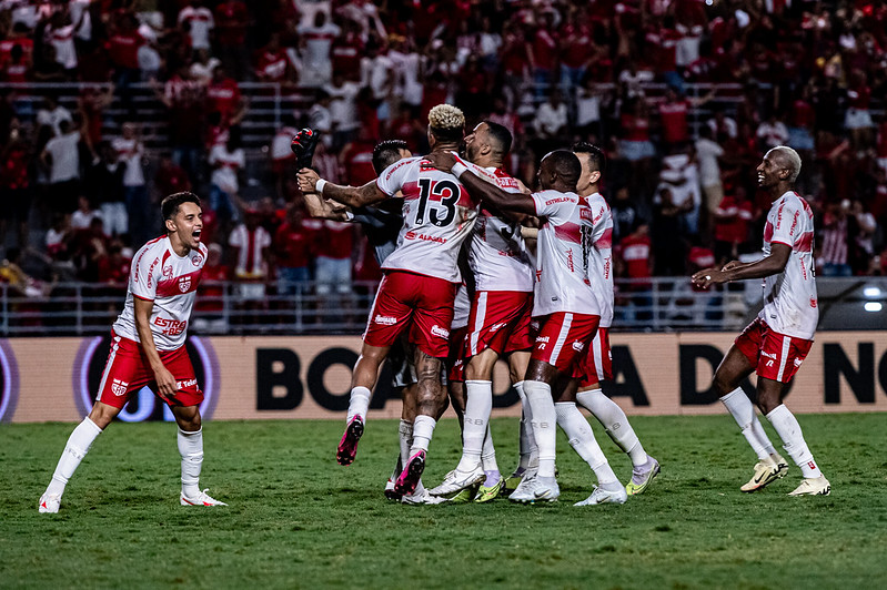 CRB passa por Botafogo-PB e está na semifinal da Copa do Nordeste